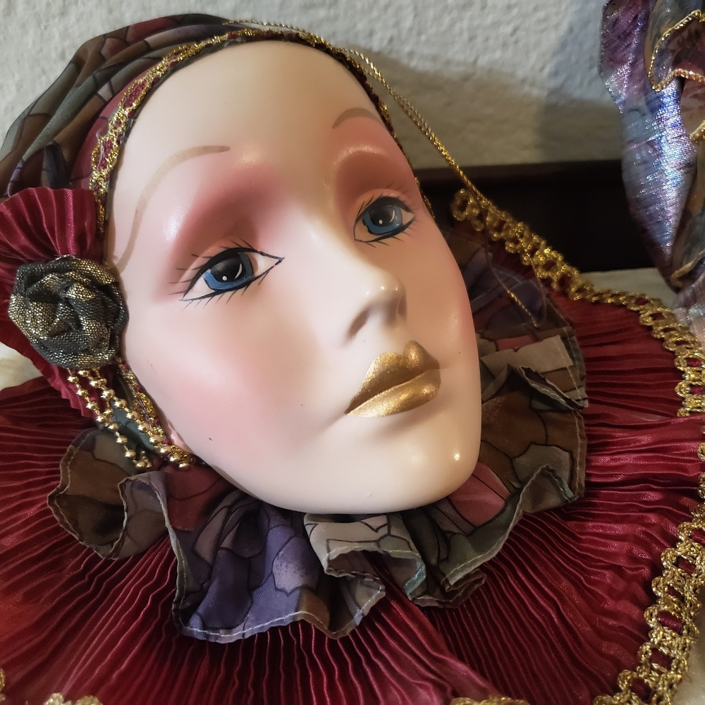 💥💥Half off flash sale💥💥Unique Clown Doll Face wall hangings - Picture 8 of 9